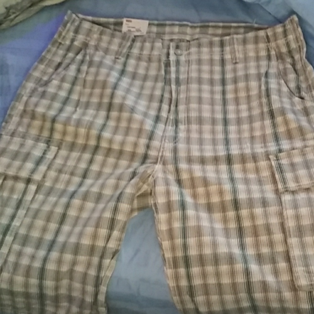 Levis carvo shorts size 38
